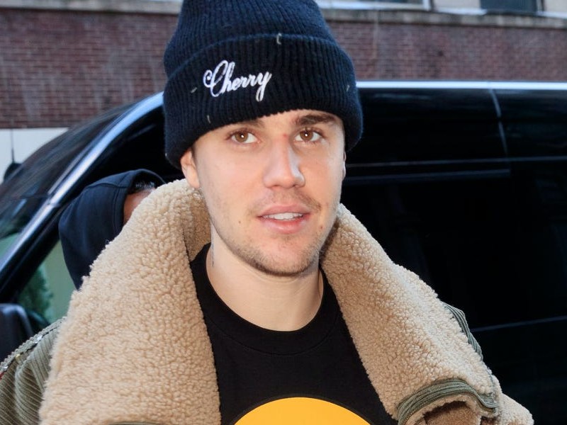 Lirik Lagu Baby Baby Justin Bieber - Arsia Lirik